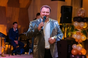  Андрей Корниенко