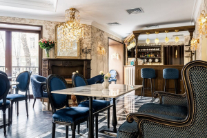  La Premiere Cafe / Ла Премьер